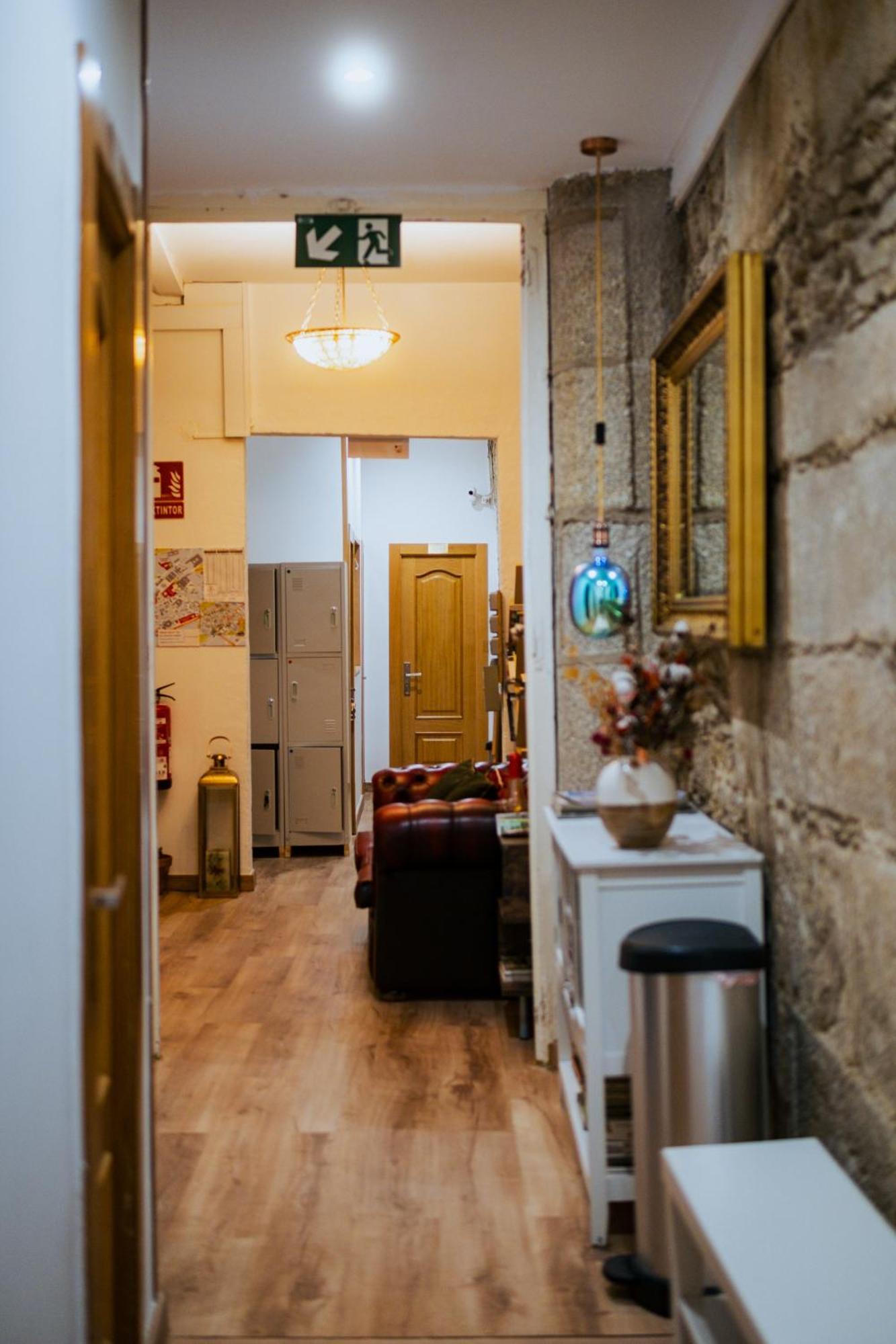 Hostal Santa Cruz Santiago de Compostela Exterior photo